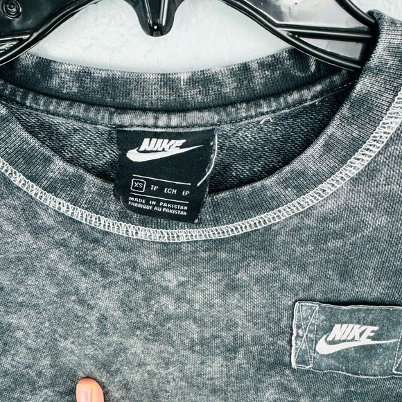 Nike French Terry Rebel CrewNeck Acid Wash Black Grey Sweatshirt - Picture 8 of 8